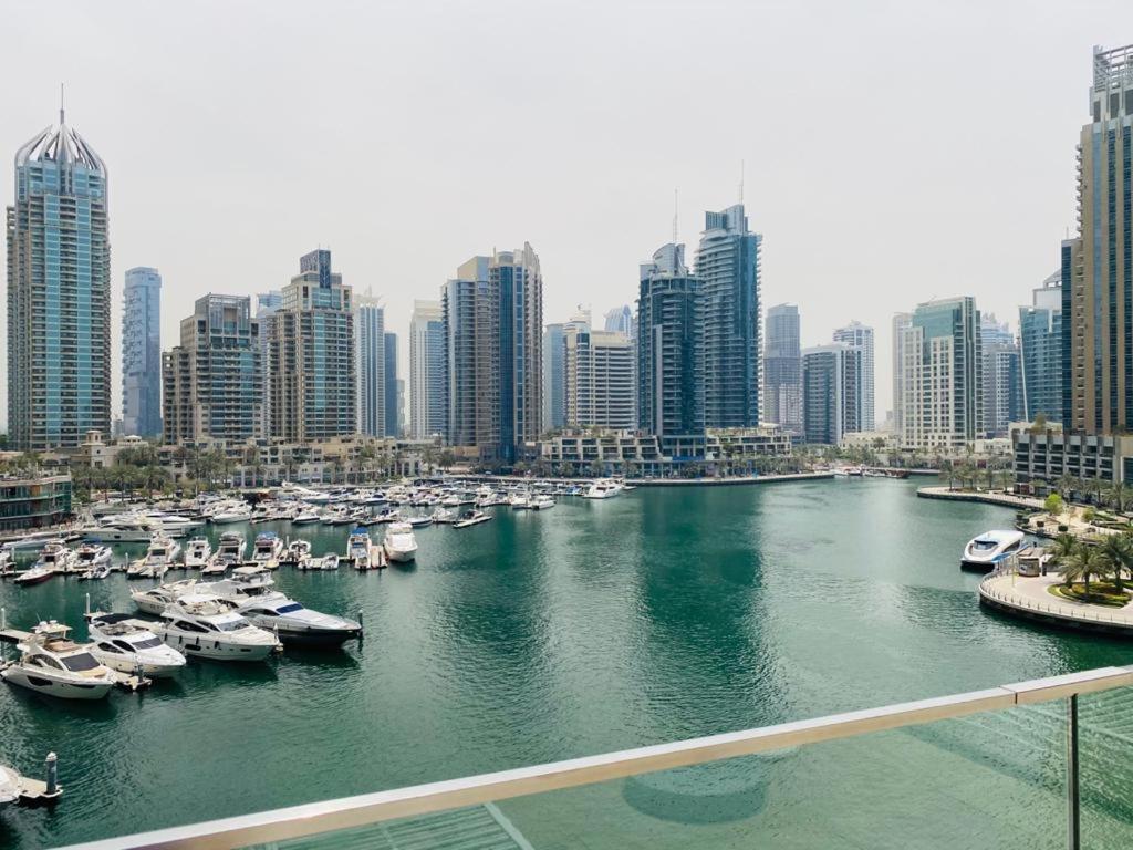Cayan Tower Luxury Apartment With Sea View Dubai Esterno foto