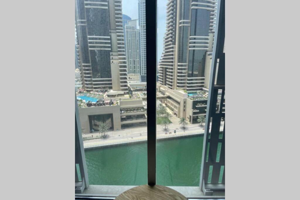 Cayan Tower Luxury Apartment With Sea View Dubai Esterno foto